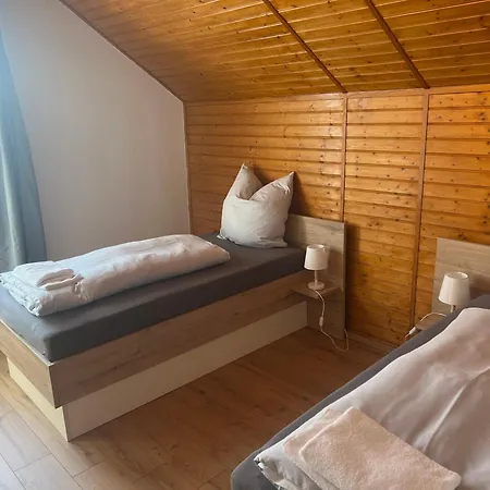 Apartment Gaestehaus - Zum Trompeter *